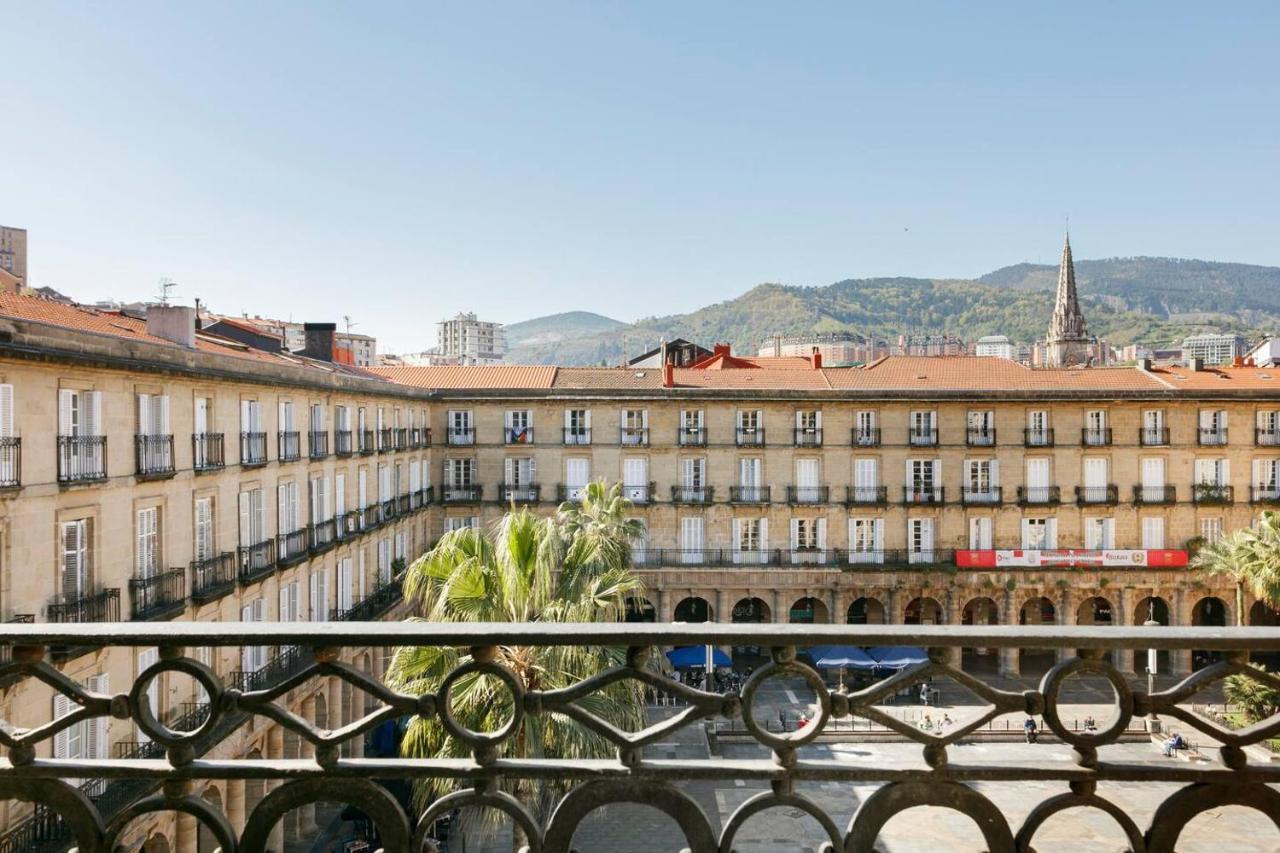Plaza Nueva Habitaciones Bilbao Esterno foto